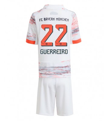Bayern Munich Raphael Guerreiro #22 Borta Kläder Barn 2025-26 Kortärmad (+ Korta byxor)